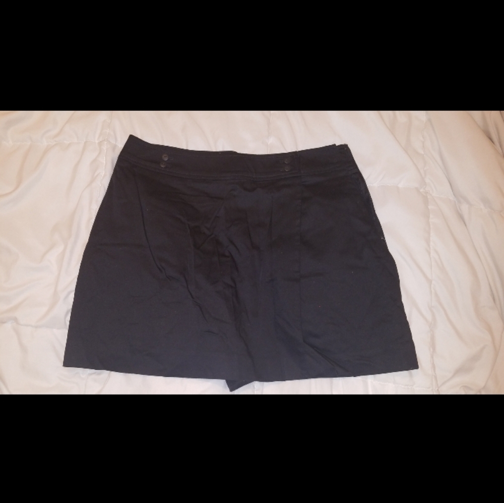 Black skort - Picture 2 of 2